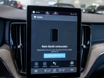 VOLVO XC60 T8 Ultra Dark Recharge Plug-In Hybrid AWD