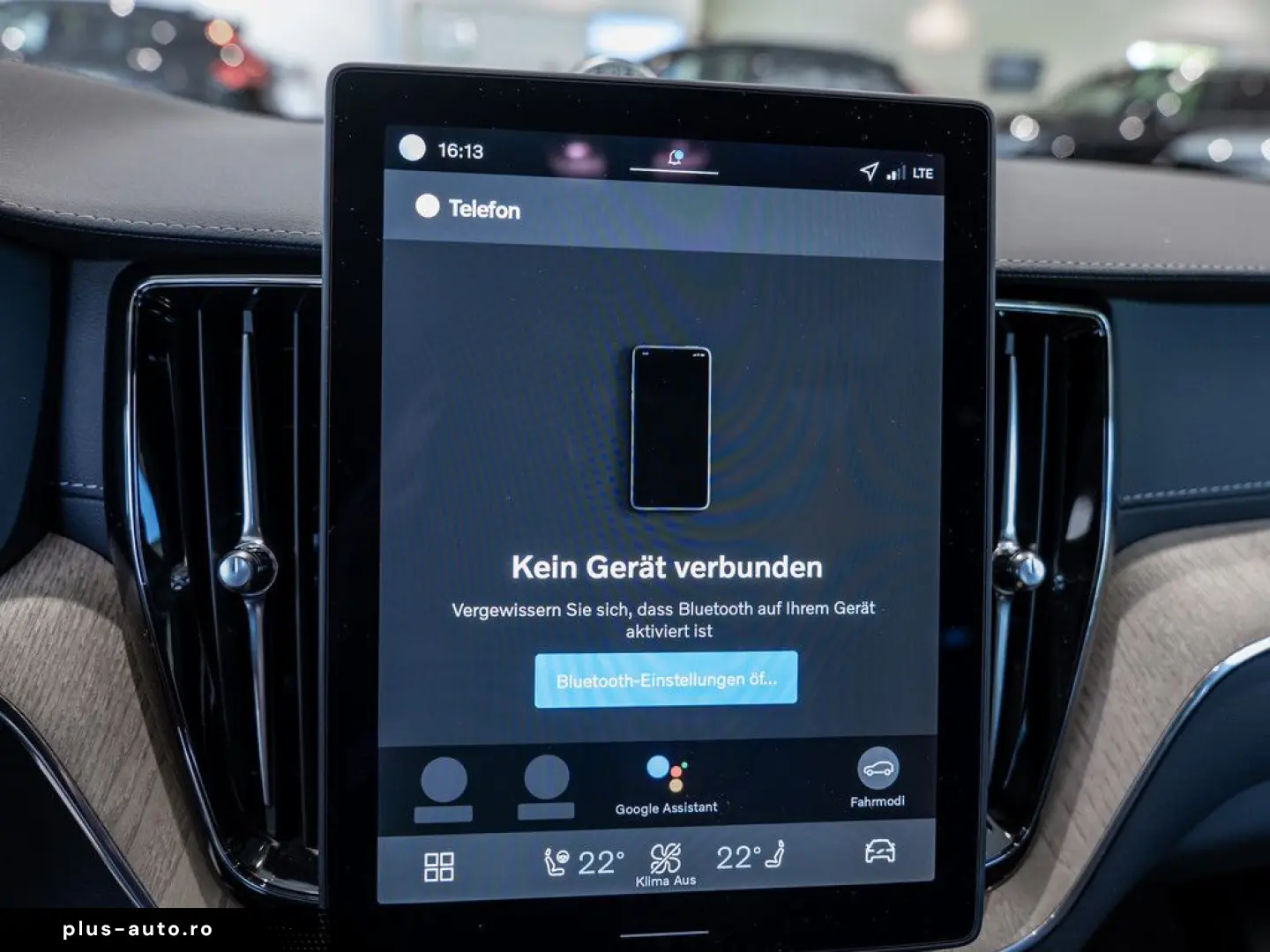 VOLVO XC60 T8 Ultra Dark Recharge Plug-In Hybrid AWD