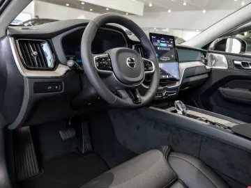 VOLVO XC60 T8 Ultra Dark Recharge Plug-In Hybrid AWD