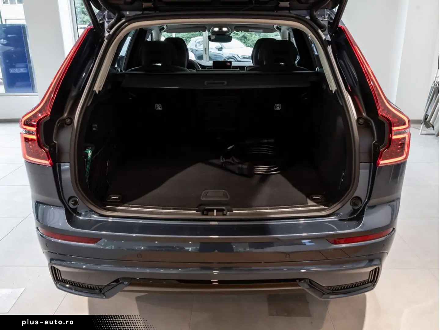 VOLVO XC60 T8 Ultra Dark Recharge Plug-In Hybrid AWD