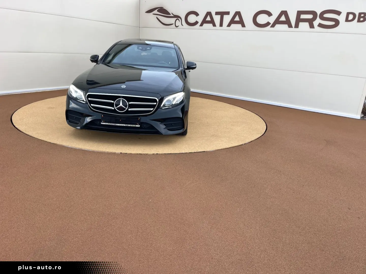 Mercedes-Benz E