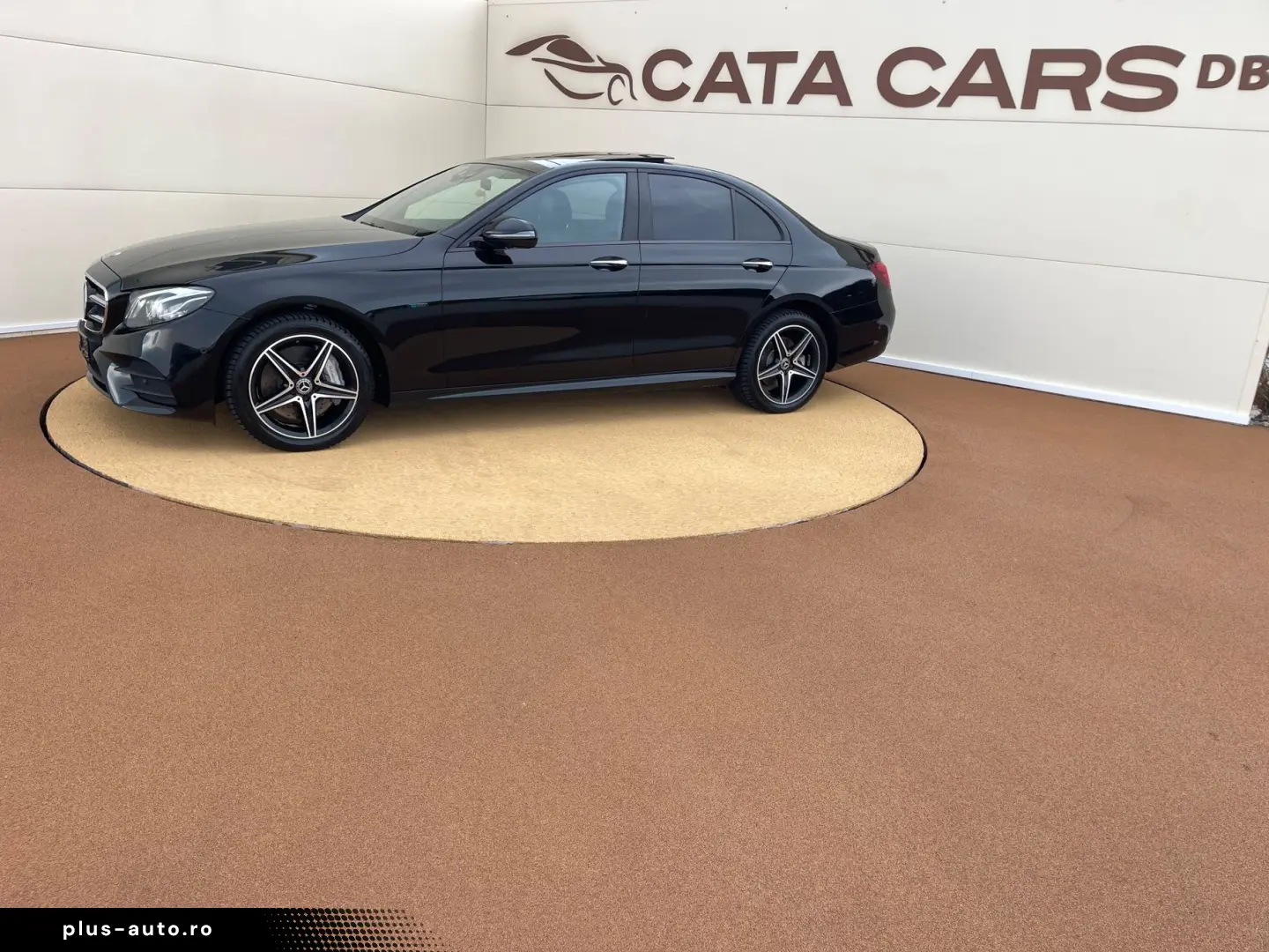 Mercedes-Benz E