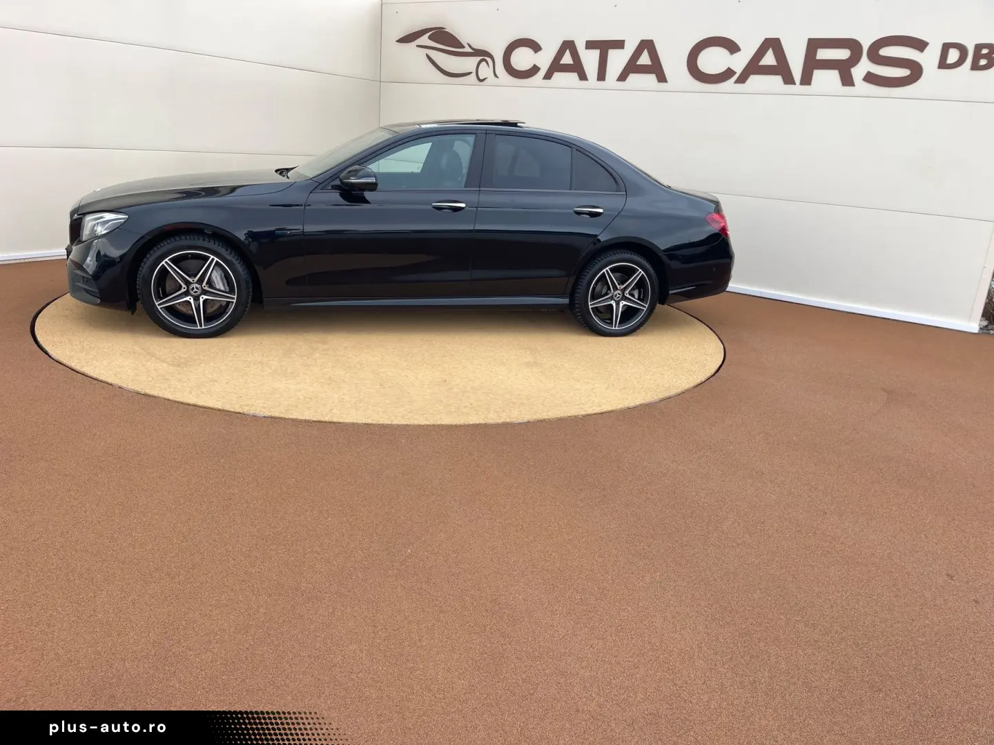Mercedes-Benz E