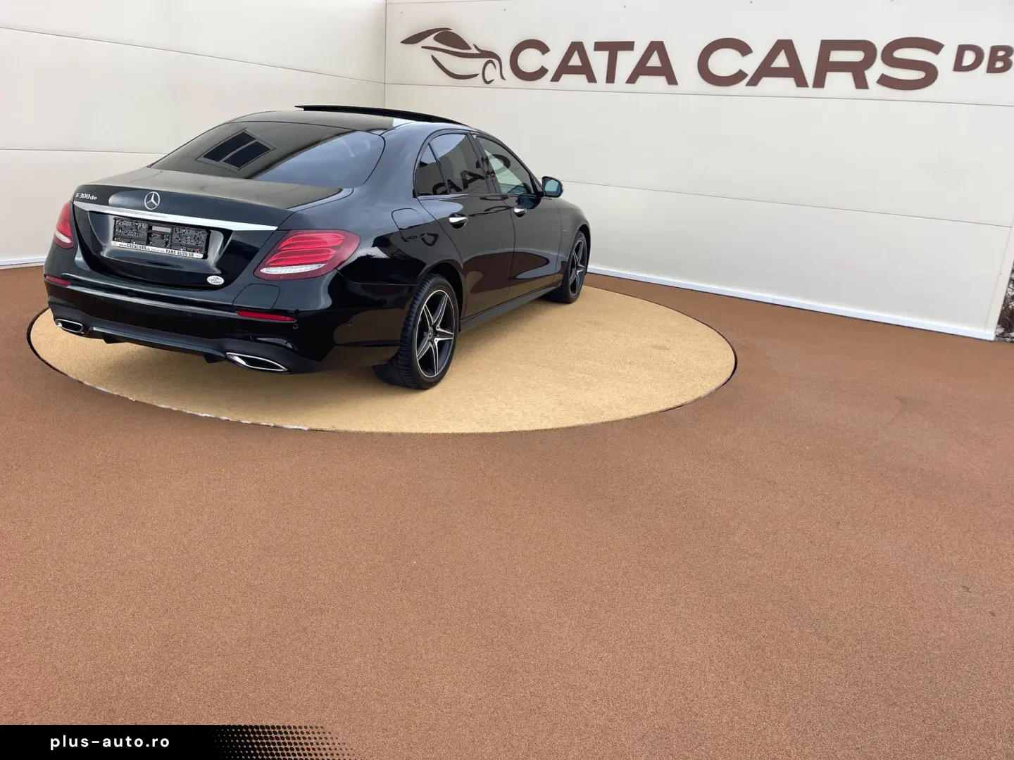 Mercedes-Benz E