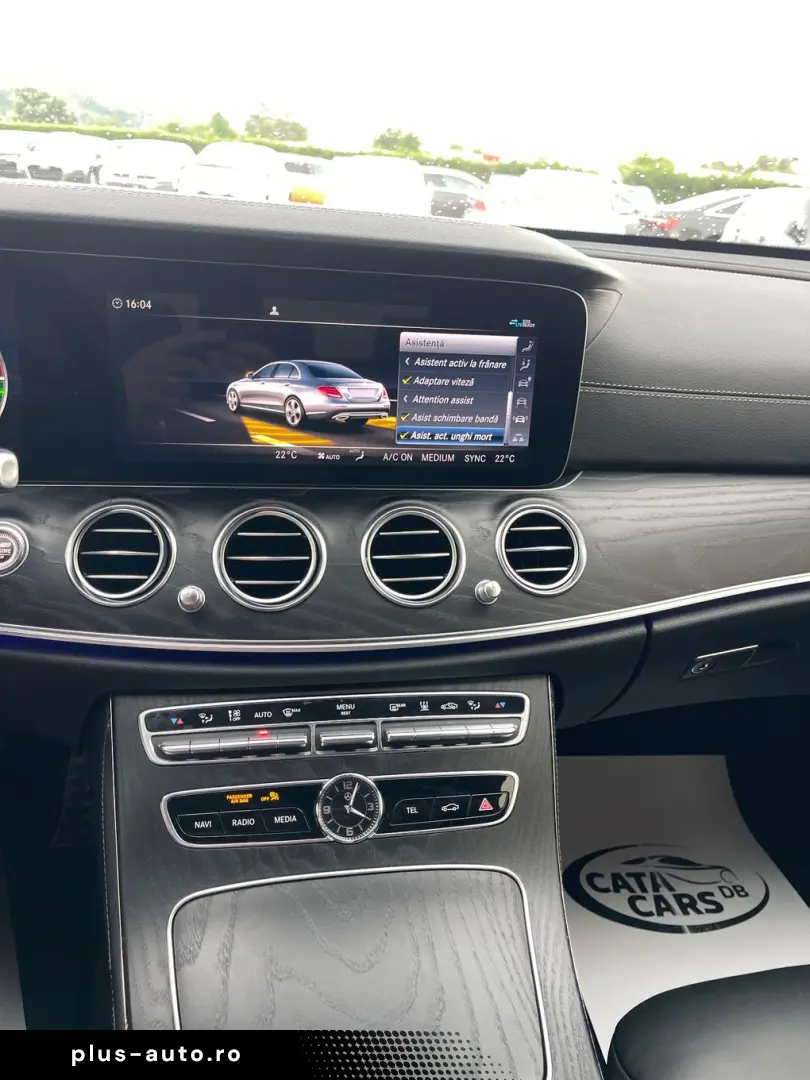 Mercedes-Benz E