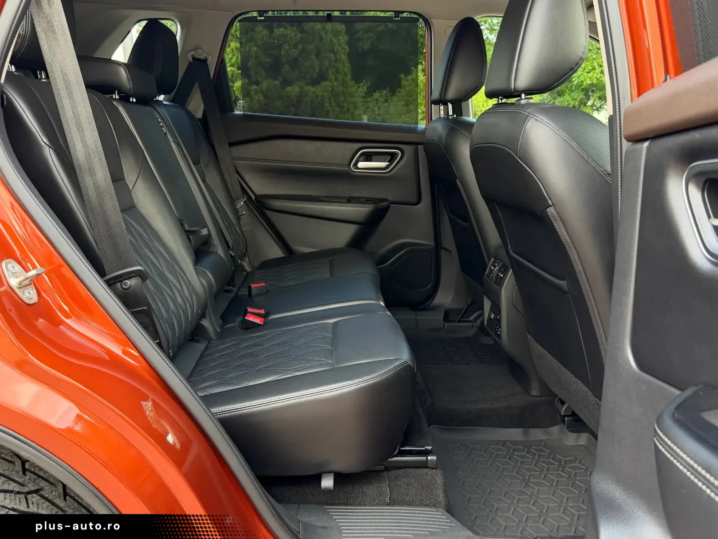 Nissan X-Trail e-4ORCE  e-POWER  1.5L X-Tronic CVT MHEV Tekn