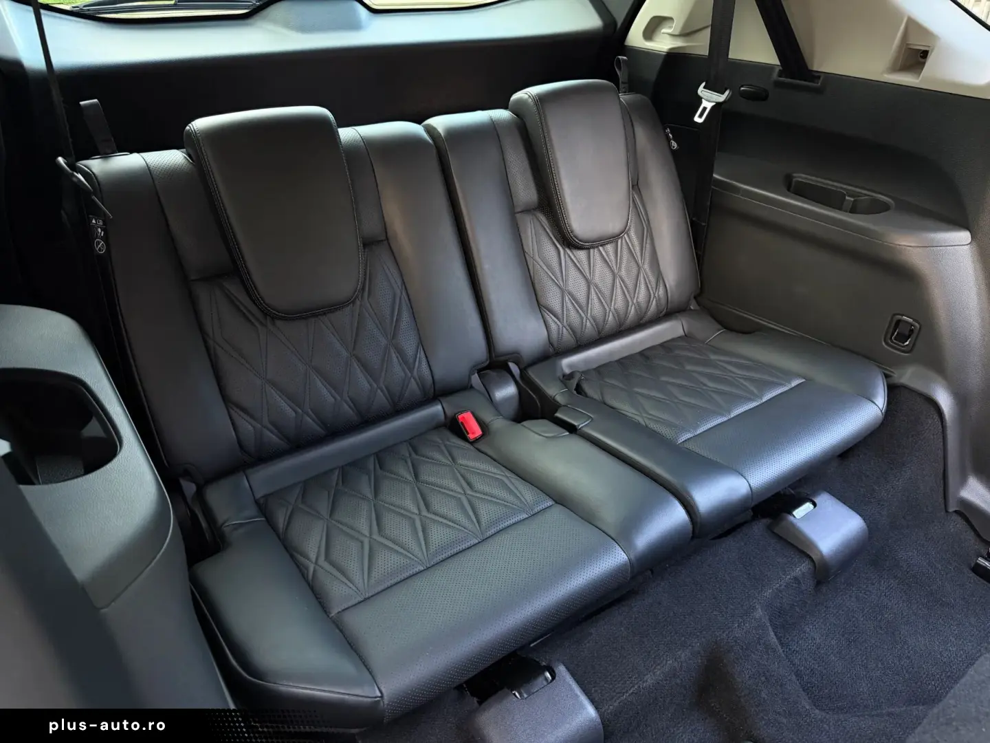 Nissan X-Trail e-4ORCE  e-POWER  1.5L X-Tronic CVT MHEV Tekn