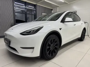 Tesla Model Y Dual Motor Long Range
