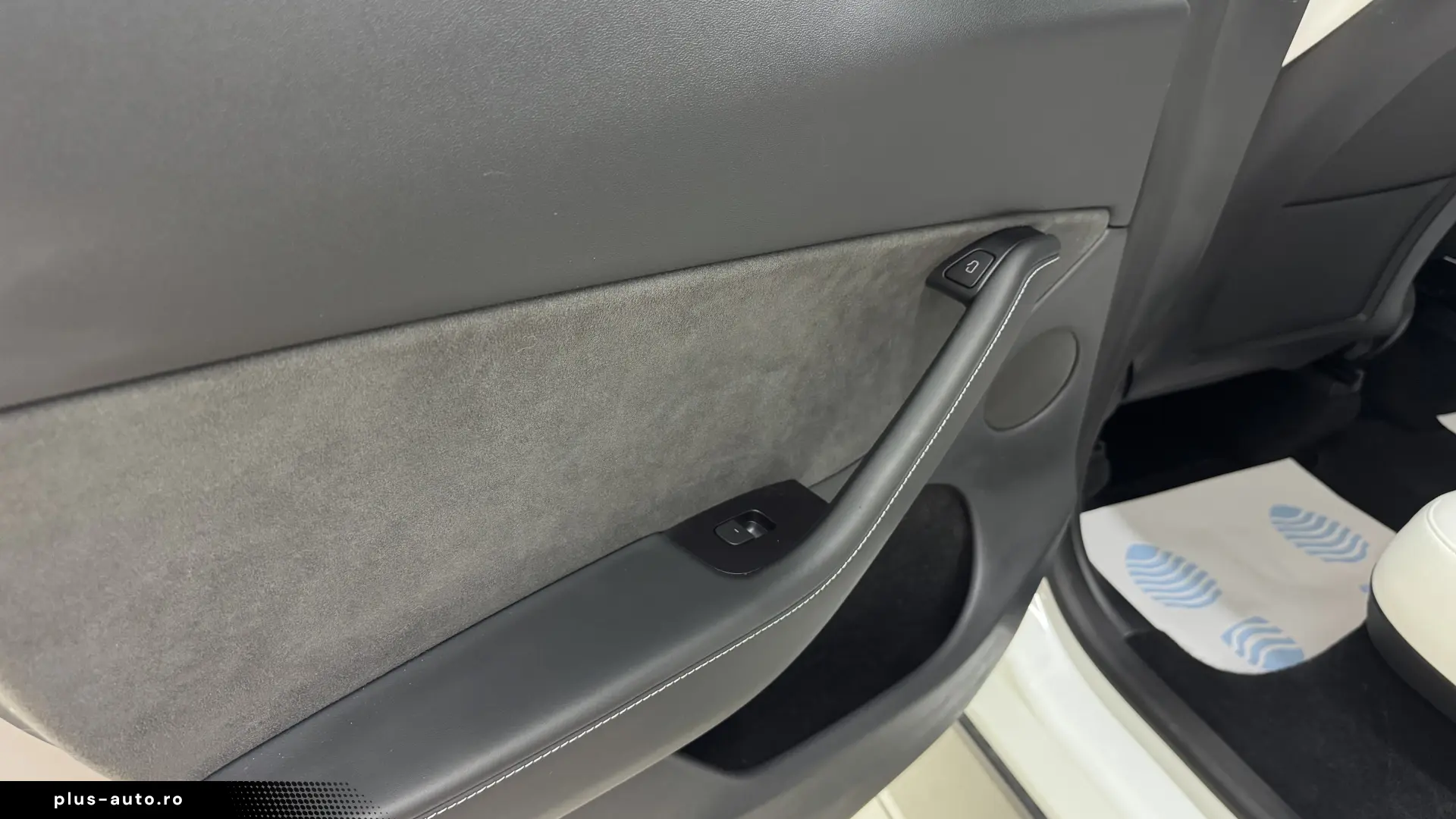 Tesla Model Y Dual Motor Long Range