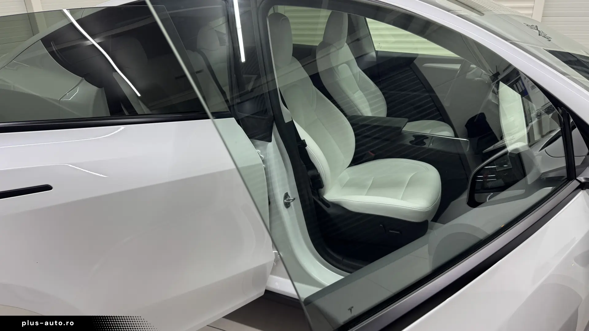 Tesla Model Y Dual Motor Long Range