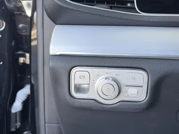 MERCEDES-BENZ GLE 350 e Panorama LED