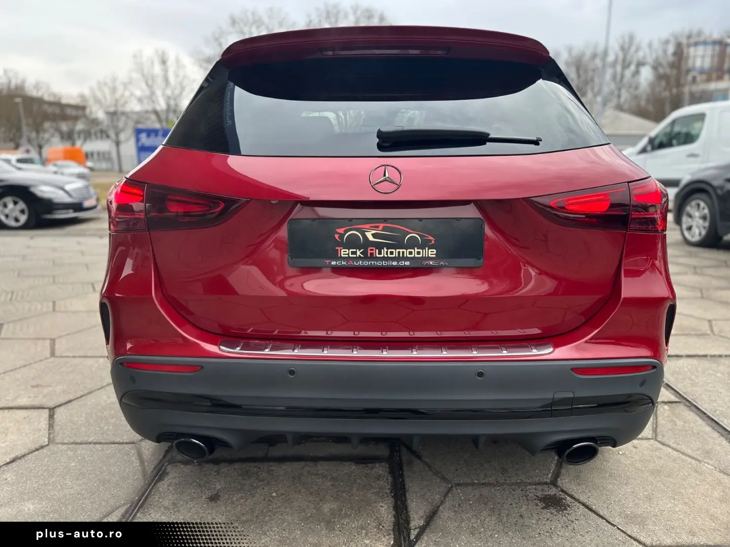 MERCEDES-BENZ GLA 35 AMG 4Matic Leder RFK Lenkradheizung