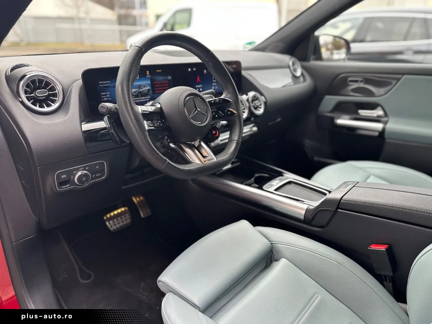 MERCEDES-BENZ GLA 35 AMG 4Matic Leder RFK Lenkradheizung