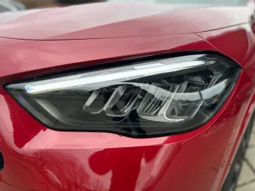 MERCEDES-BENZ GLA 35 AMG 4Matic Leder RFK Lenkradheizung