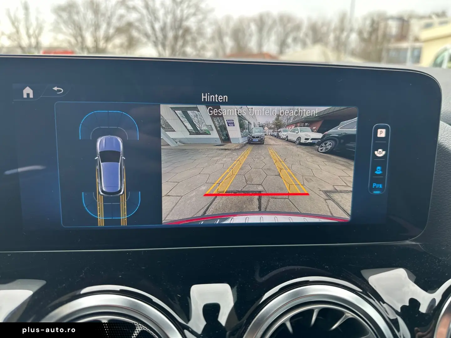 MERCEDES-BENZ GLA 35 AMG 4Matic Leder RFK Lenkradheizung