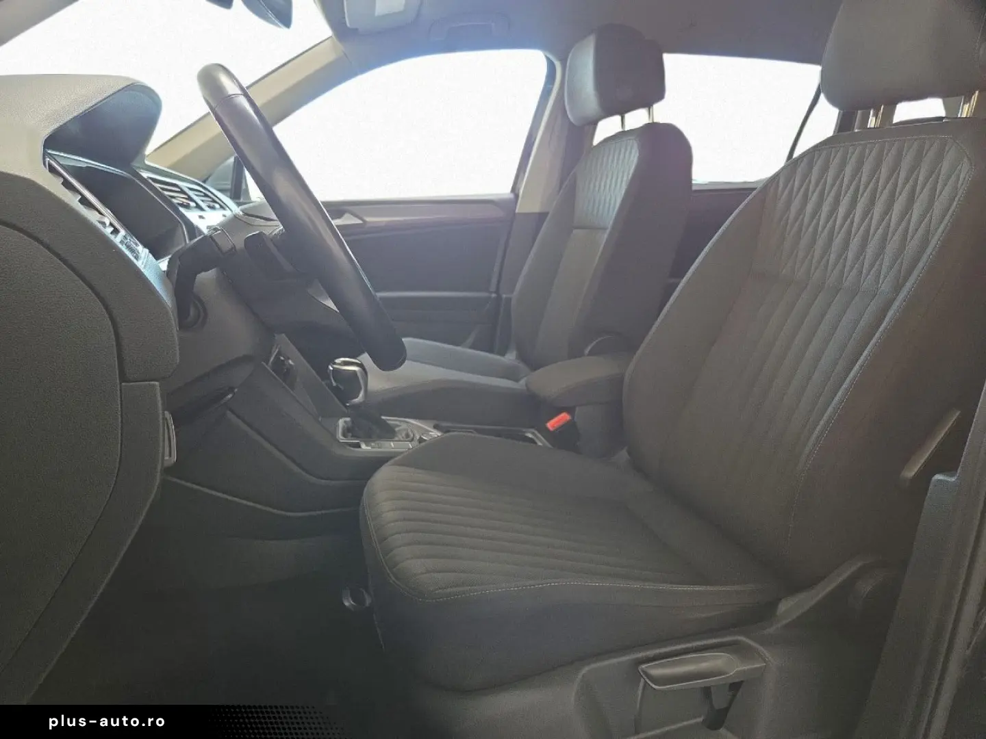 VW Tiguan Allspace Life 2.0TDI DSG 4M AHK 7Sitz RFK