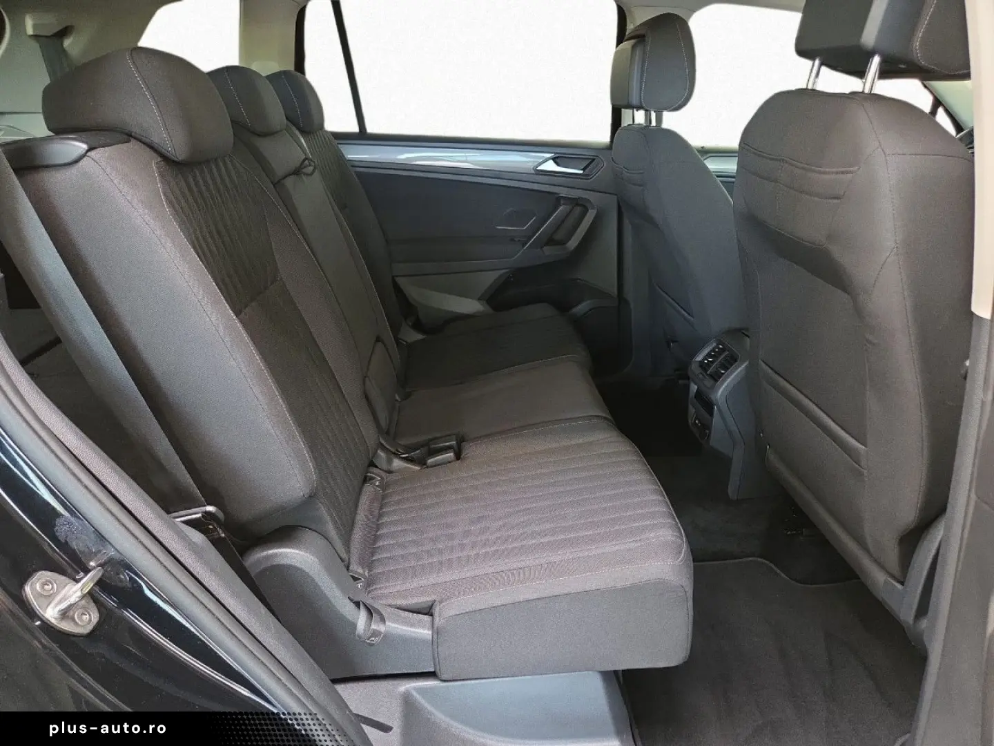 VW Tiguan Allspace Life 2.0TDI DSG 4M AHK 7Sitz RFK