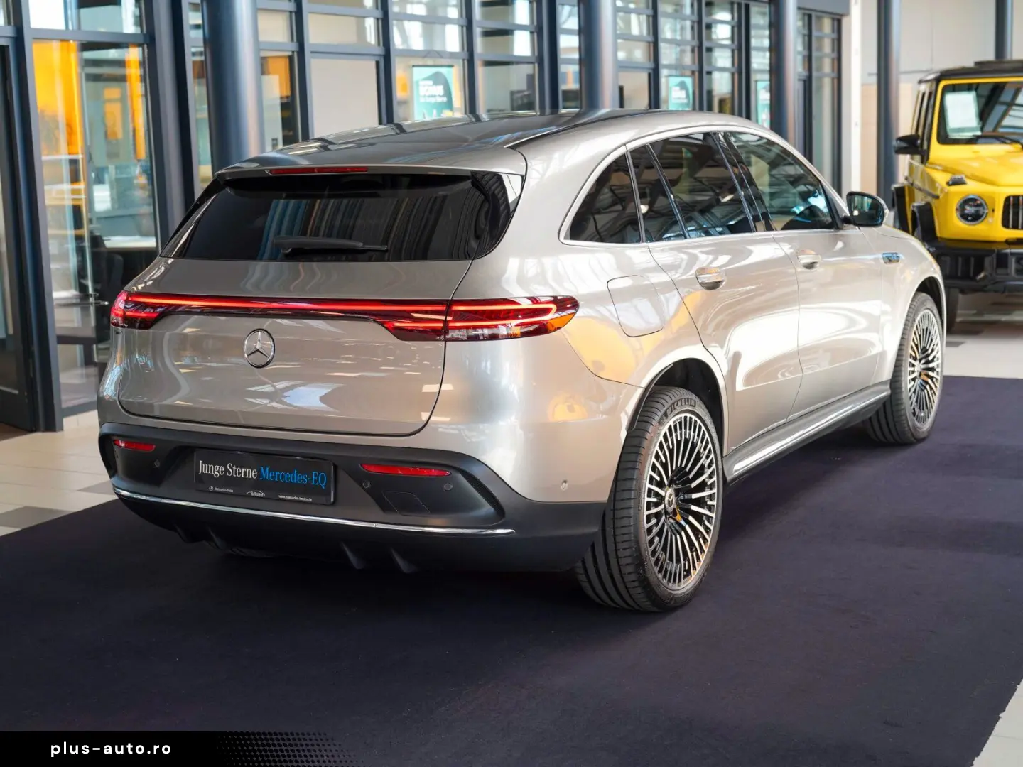 MERCEDES-BENZ EQC 400 4M AMG Line