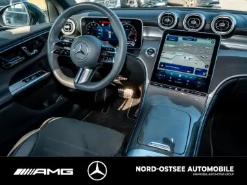 MERCEDES-BENZ GLC 300 d 4M AMG AHK DISTRONIC