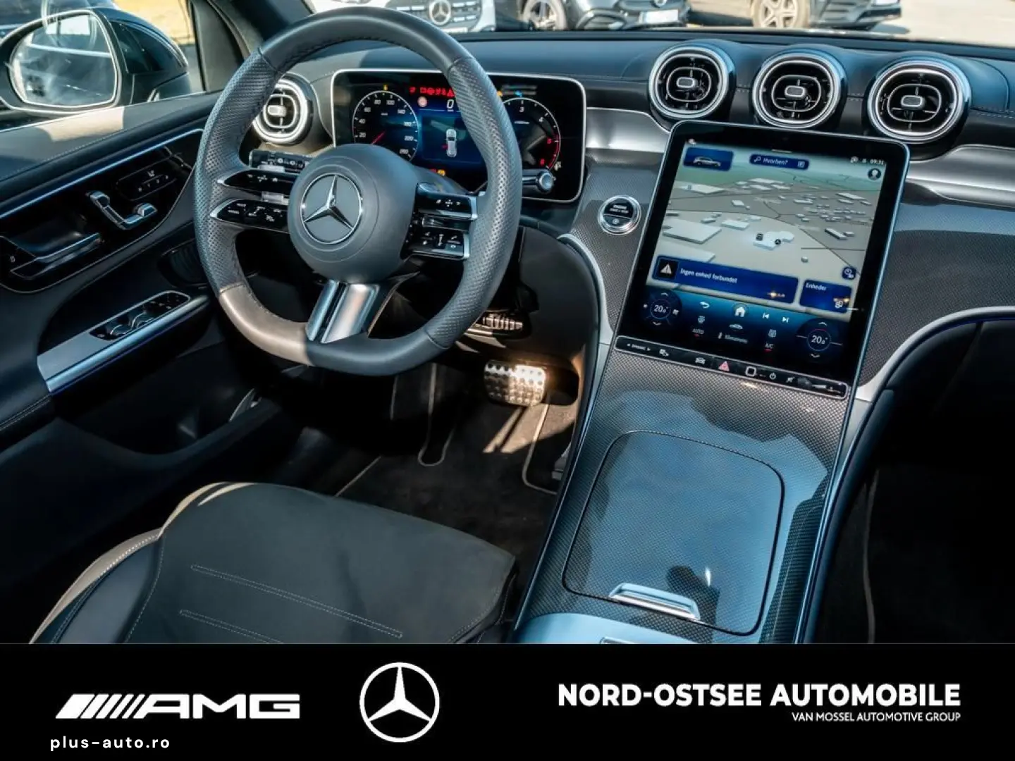 MERCEDES-BENZ GLC 300 d 4M AMG AHK DISTRONIC