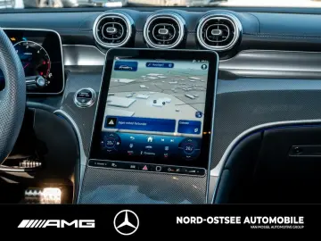 MERCEDES-BENZ GLC 300 d 4M AMG AHK DISTRONIC