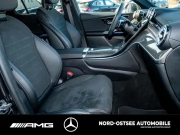 MERCEDES-BENZ GLC 300 d 4M AMG AHK DISTRONIC