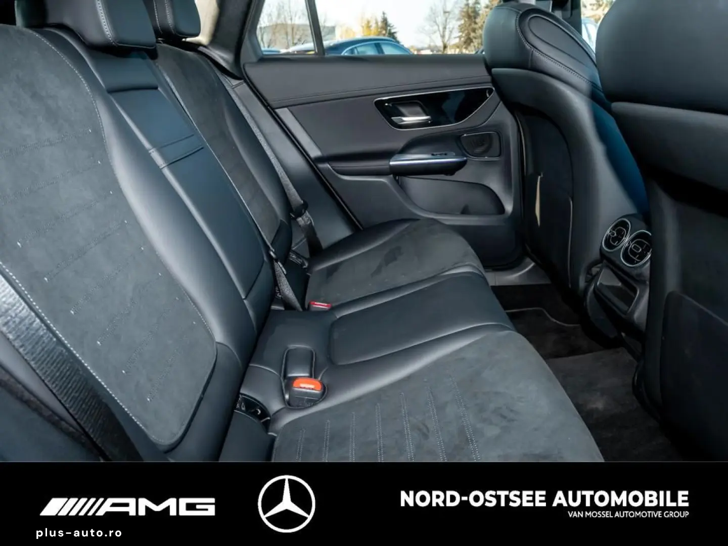 MERCEDES-BENZ GLC 300 d 4M AMG AHK DISTRONIC