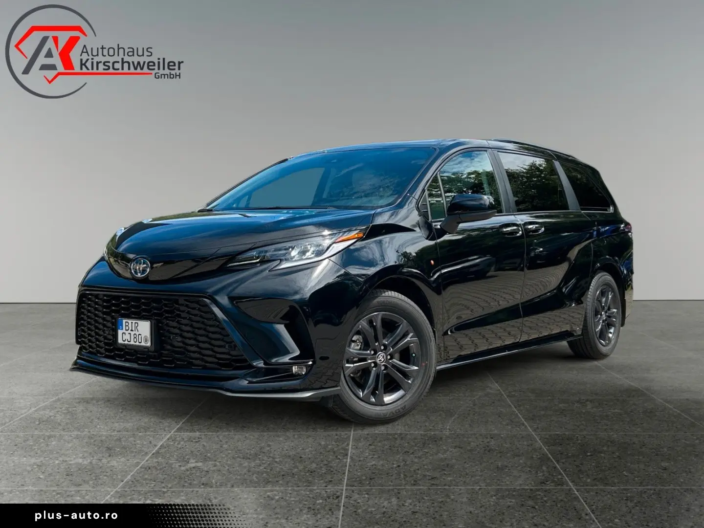 TOYOTA Sienna Hybrid XLE 7-Sitzer