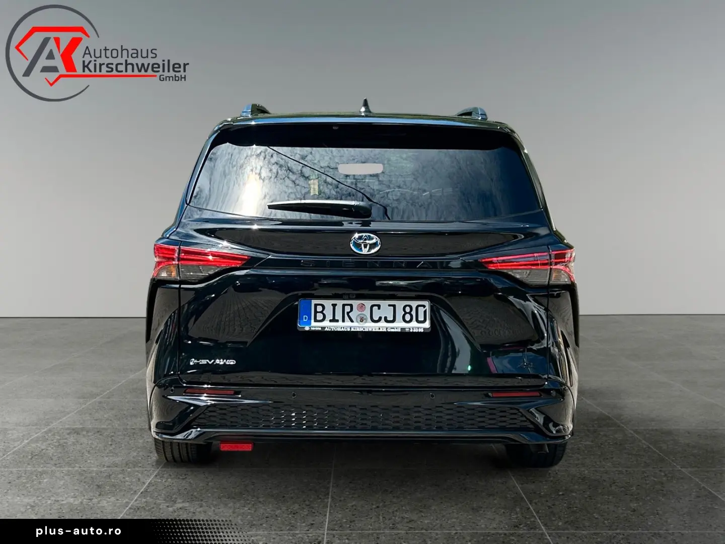TOYOTA Sienna Hybrid XLE 7-Sitzer