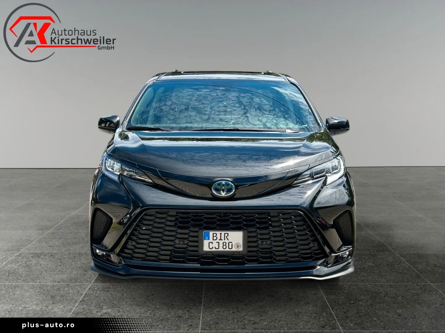 TOYOTA Sienna Hybrid XLE 7-Sitzer