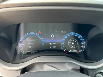 TOYOTA Sienna Hybrid XLE 7-Sitzer