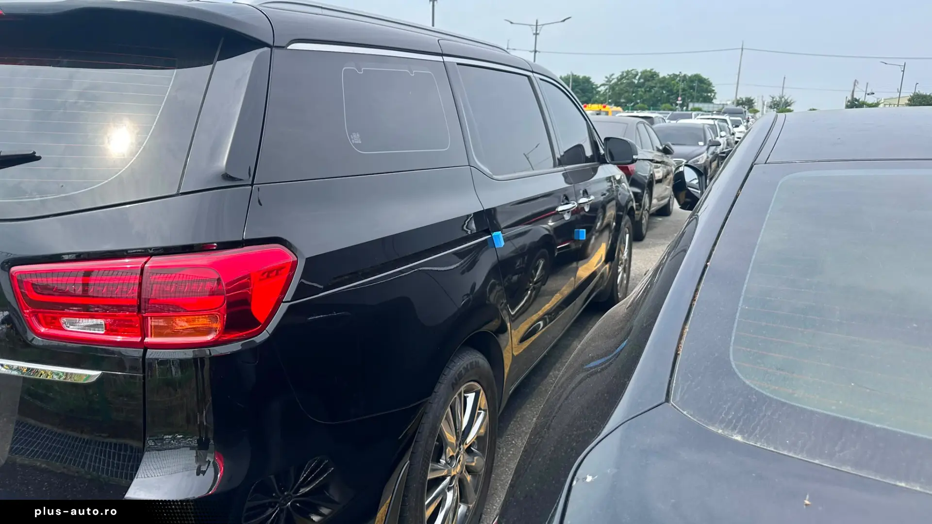 Kia Carnival Noblesse 9 Locuri Garantie 36 luni