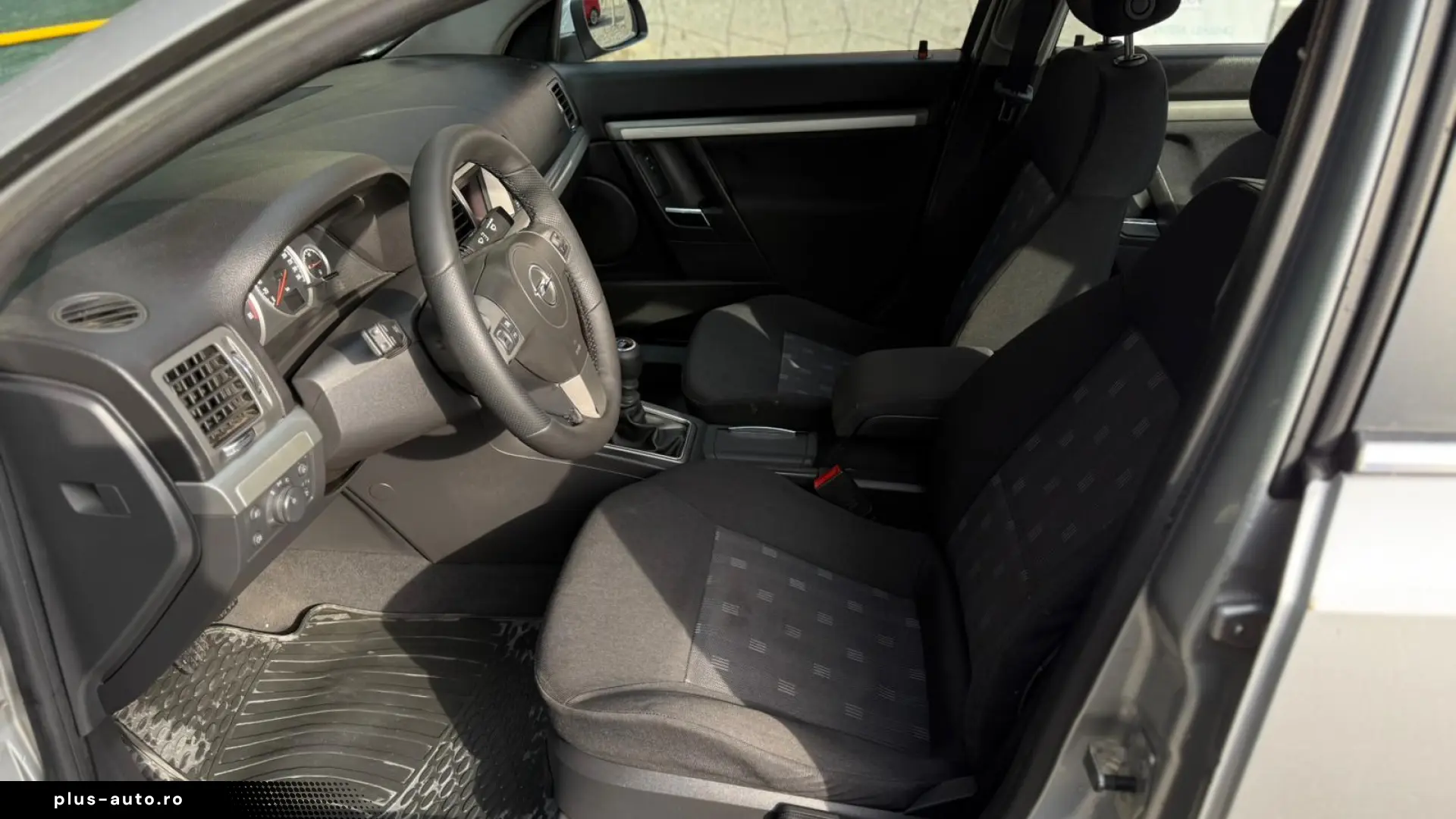 Opel Vectra 1.8i Elegance