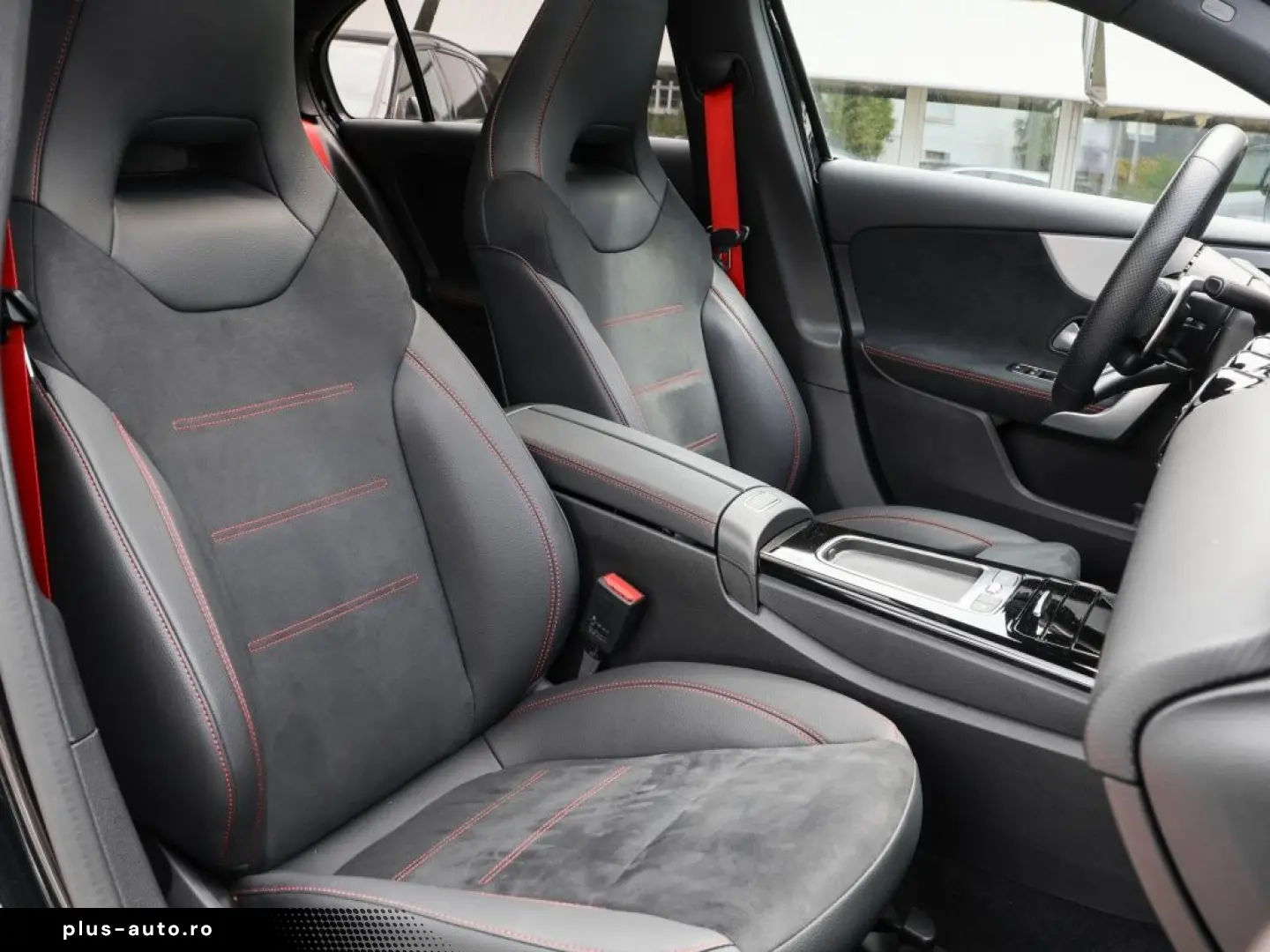 MERCEDES-BENZ A 35 AMG 4M Pano Aero Burm 360
