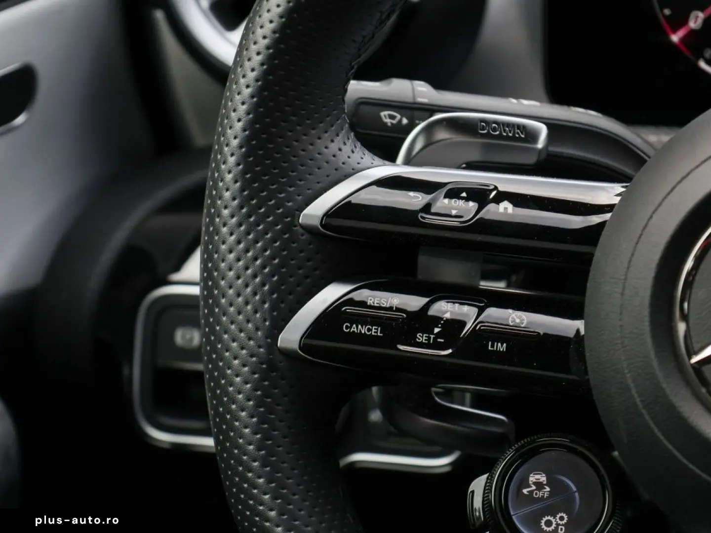 MERCEDES-BENZ A 35 AMG 4M Pano Aero Burm 360