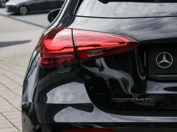 MERCEDES-BENZ A 35 AMG 4M Pano Aero Burm 360