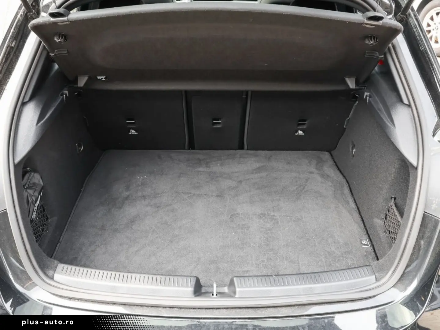 MERCEDES-BENZ A 35 AMG 4M Pano Aero Burm 360