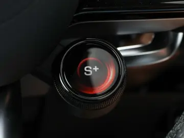 MERCEDES-BENZ A 35 AMG 4M Pano Aero Burm 360