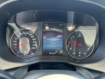 MERCEDES-BENZ Vito 116 CDI SpurW AHK Navi