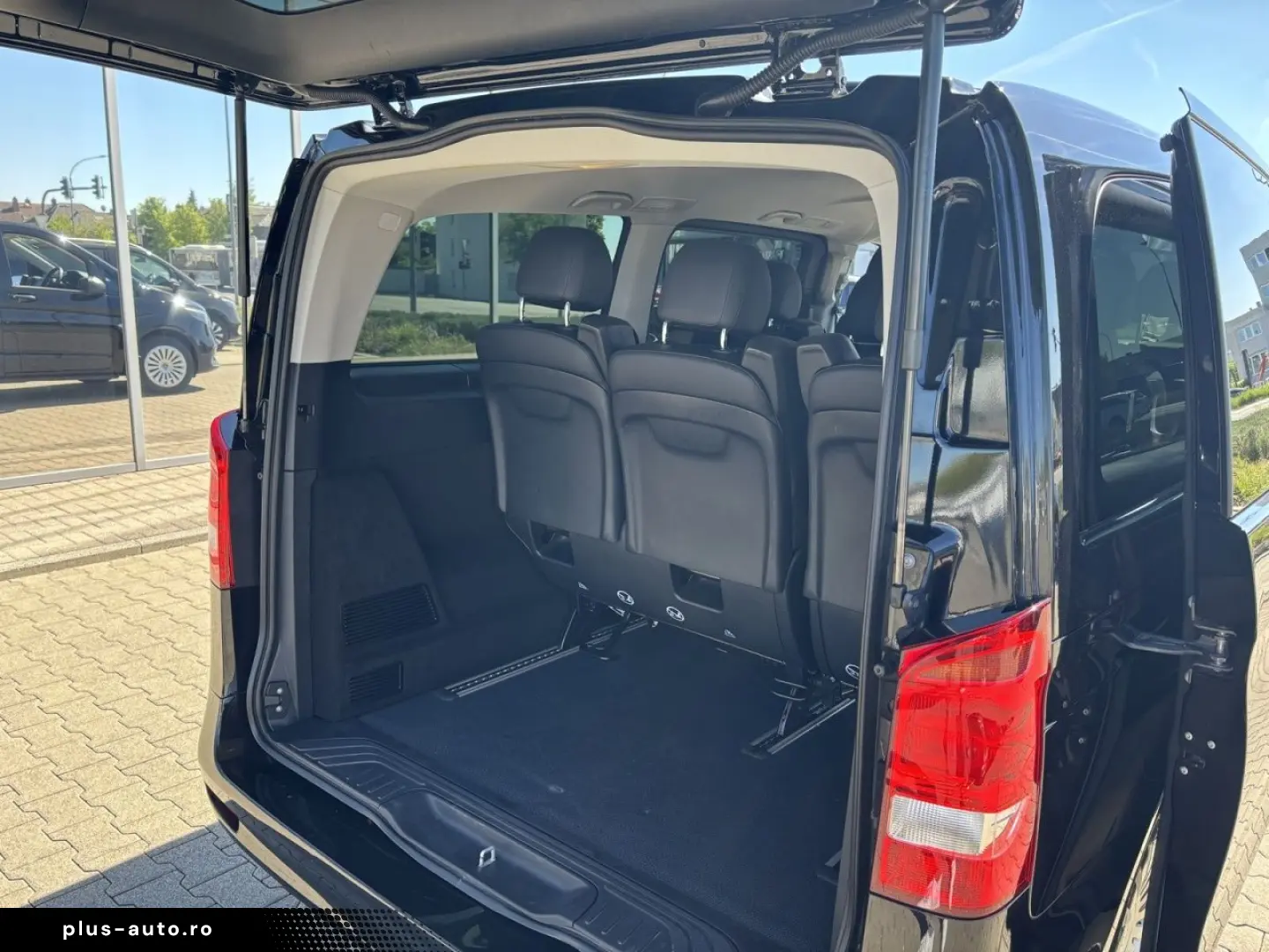MERCEDES-BENZ Vito 116 CDI SpurW AHK Navi