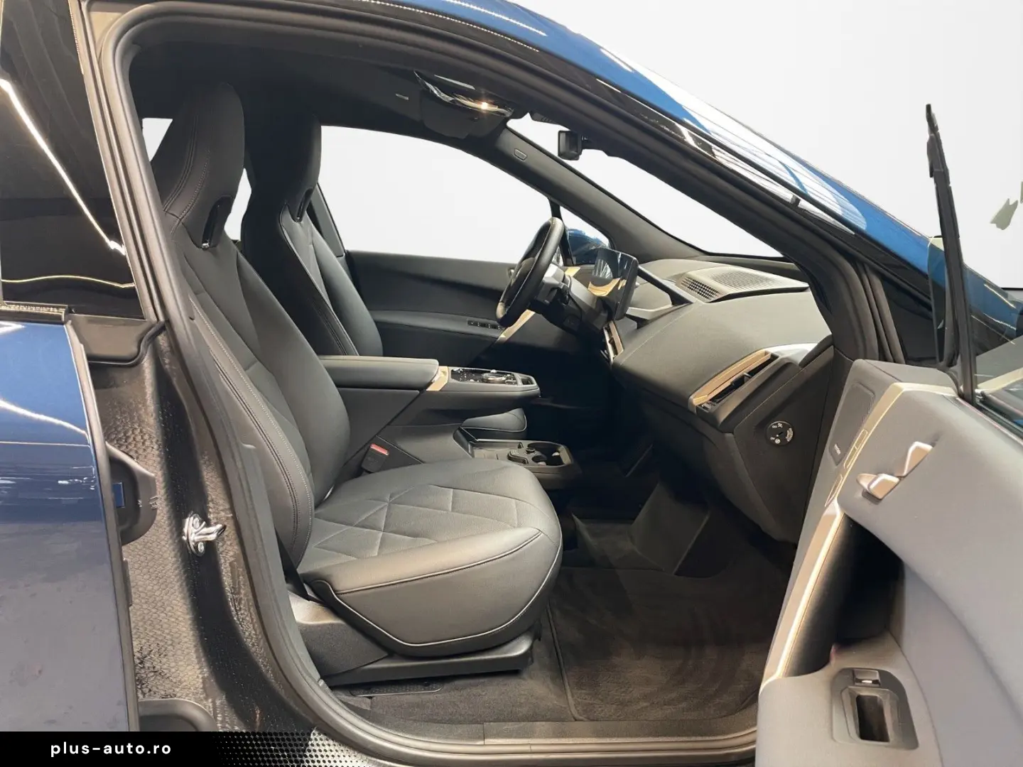 BMW iX 40 xDrive ACC AHK 4ZK H K LRHZ 360