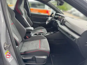 VW Golf GTI Clubsport DSG MATRIX NAV PANO KAM ACC