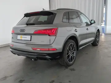 AUDI Q5 55 2.0 TFSI e quattro S line LED AHK RFK SHZ