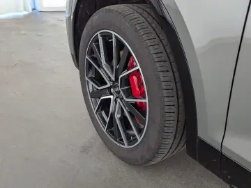 AUDI Q5 55 2.0 TFSI e quattro S line LED AHK RFK SHZ
