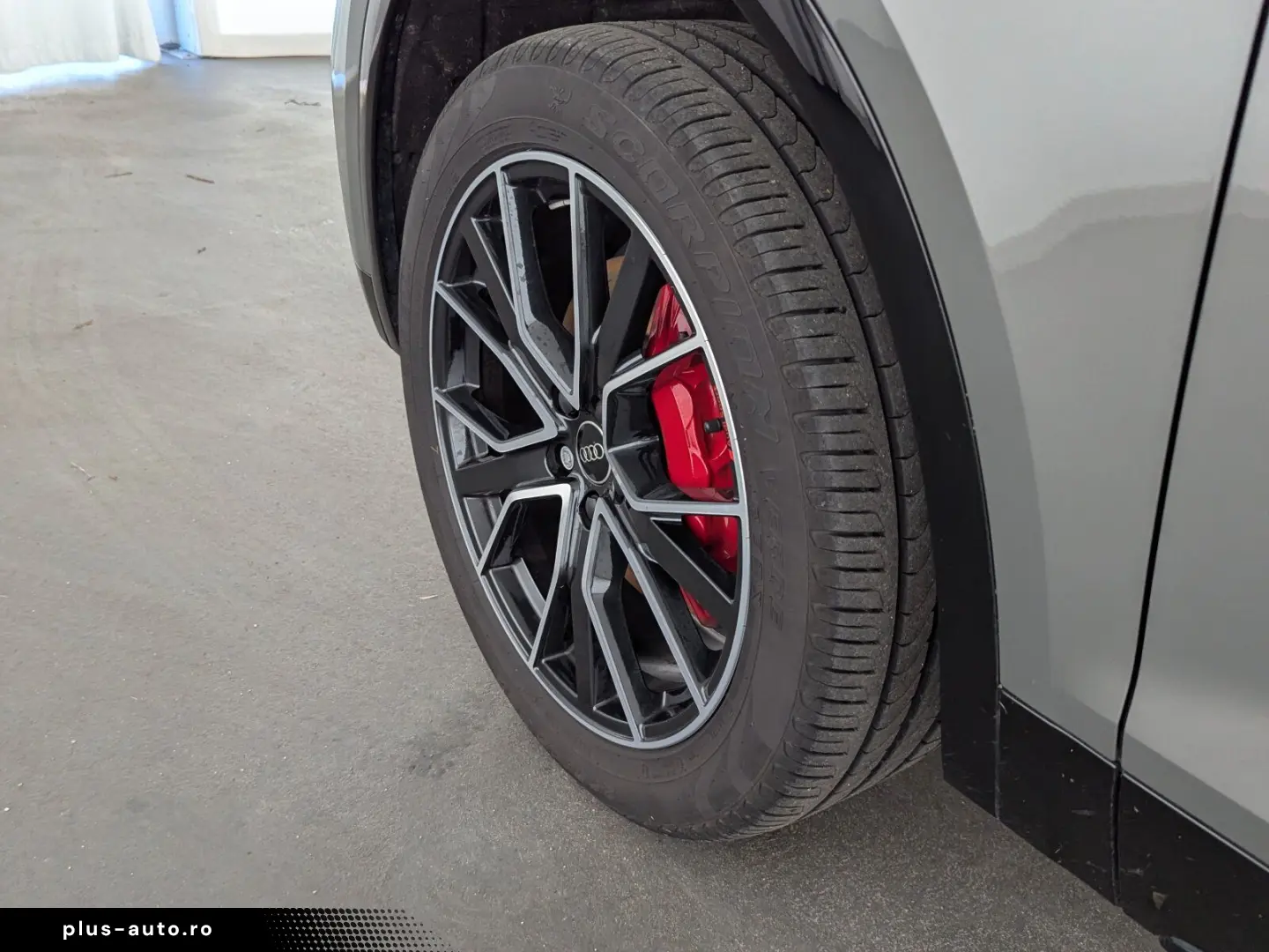 AUDI Q5 55 2.0 TFSI e quattro S line LED AHK RFK SHZ