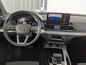 AUDI Q5 55 2.0 TFSI e quattro S line LED AHK RFK SHZ