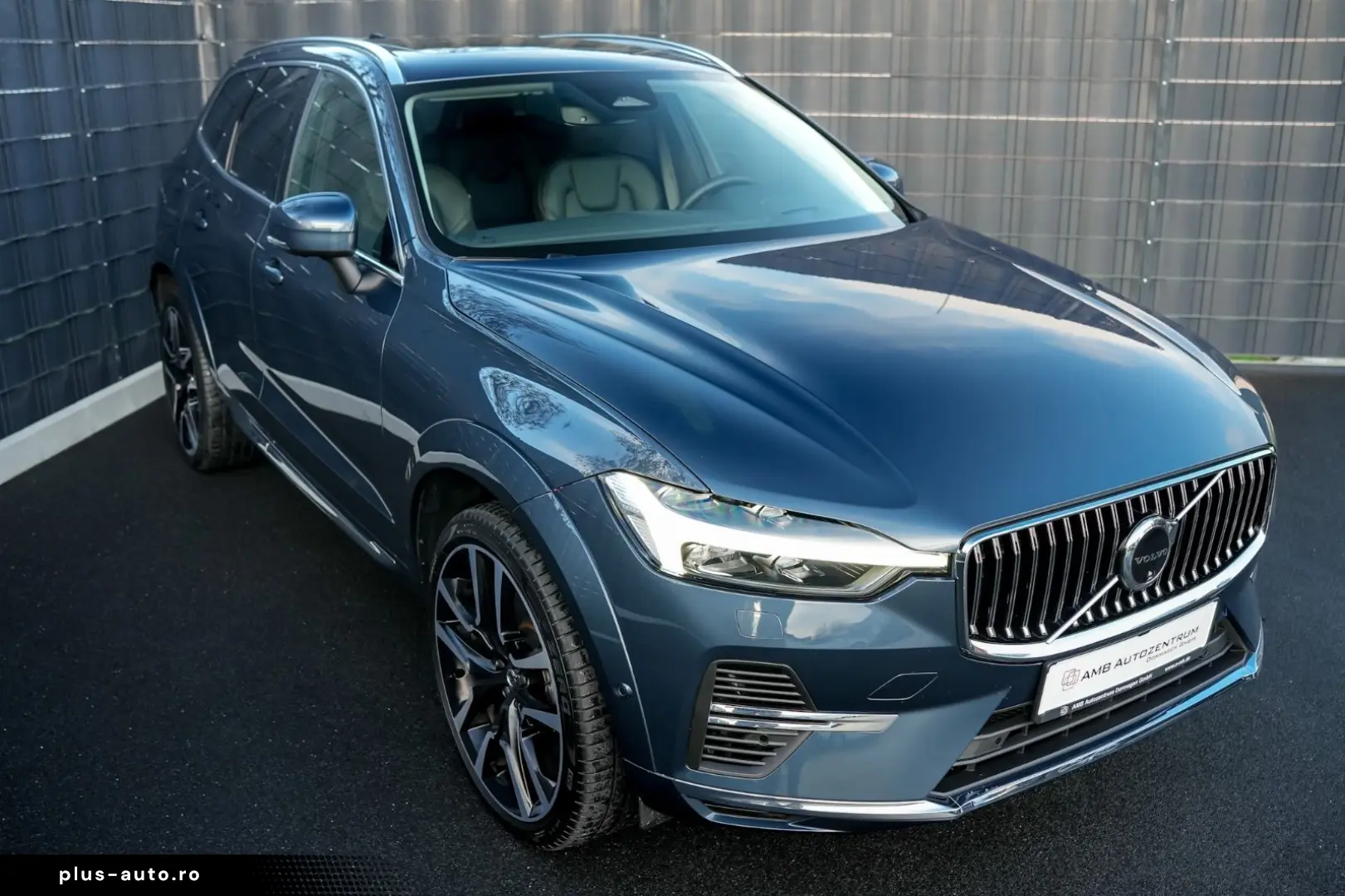 VOLVO XC60 T6 Ultra Bright R. 360  PANO HUD STDHZG