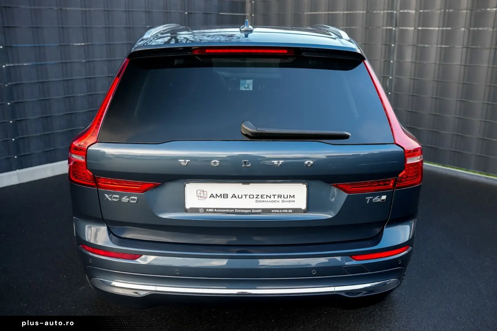 VOLVO XC60 T6 Ultra Bright R. 360  PANO HUD STDHZG
