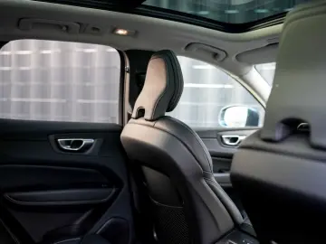 VOLVO XC60 T6 Ultra Bright R. 360  PANO HUD STDHZG