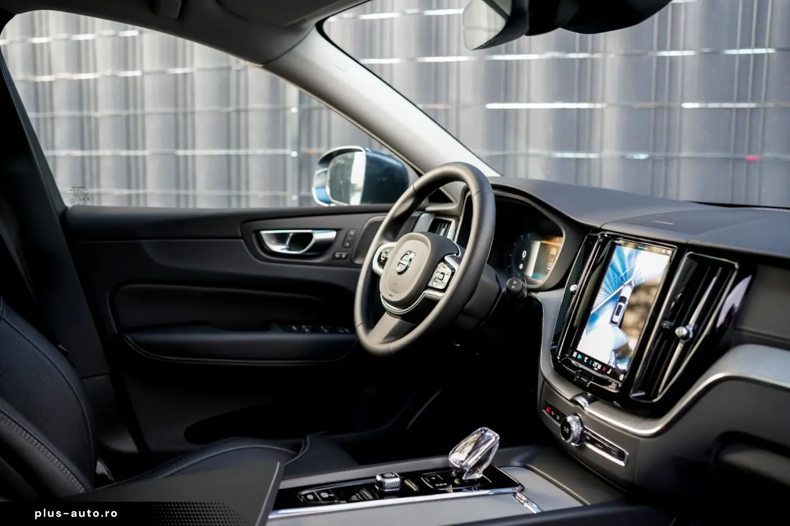 VOLVO XC60 T6 Ultra Bright R. 360  PANO HUD STDHZG